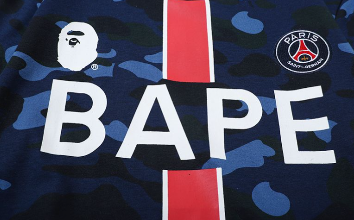 APE Brush College Tee