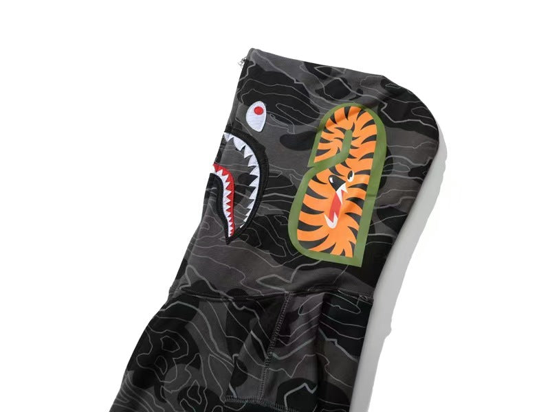A BATHING APE